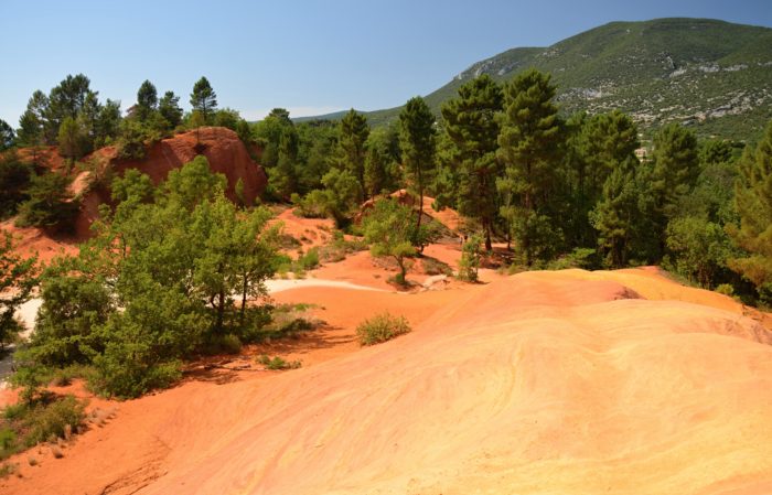 Provensálské Colorado, Rustrel