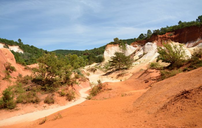 Provensálské Colorado, Rustrel